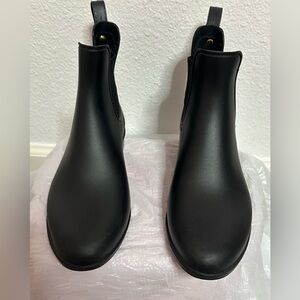 Same Edelman rain boots